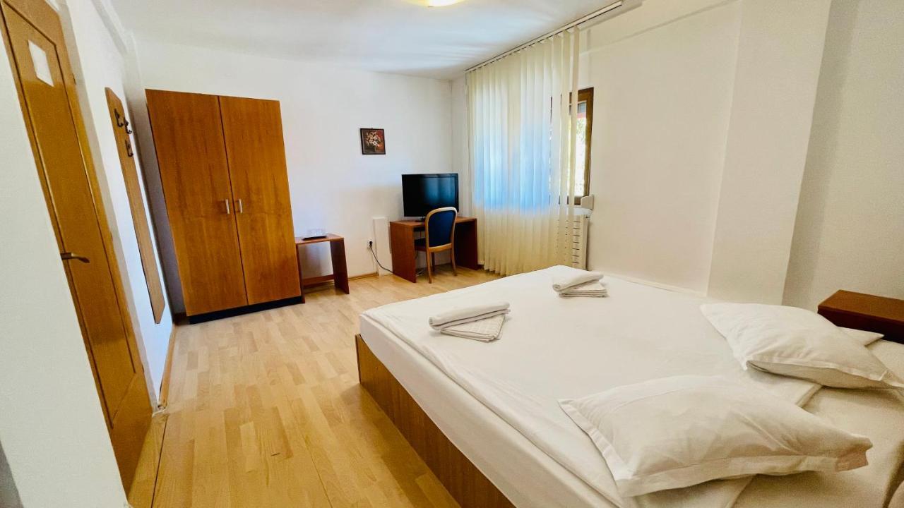 Pensiunea Luminita Busteni Exterior photo