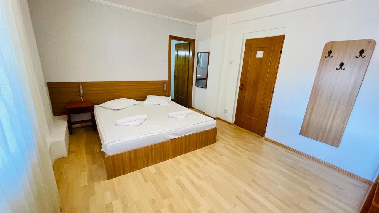 Pensiunea Luminita Busteni Exterior photo